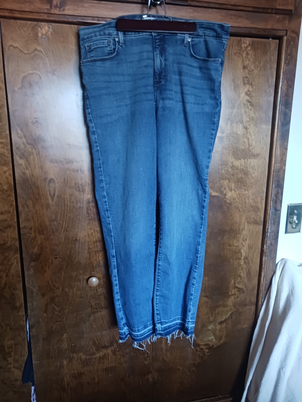 Levi's Women's Dark Blue Denim Jeans - Water<less>